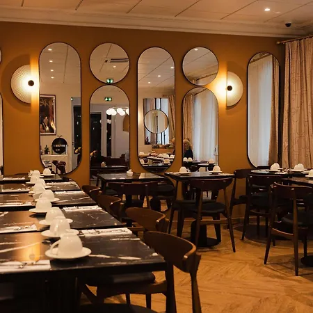 Mercure Paris Opéra Faubourg Montmartre-3